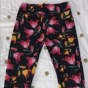 LulaRoe Flower Leggings